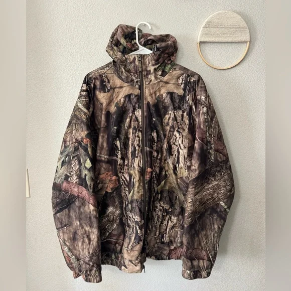 Camouflage Zip-Up Jacket - Picture 1 of 3